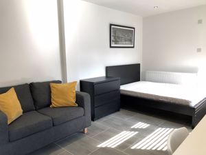 Photo 19- click for photo gallery